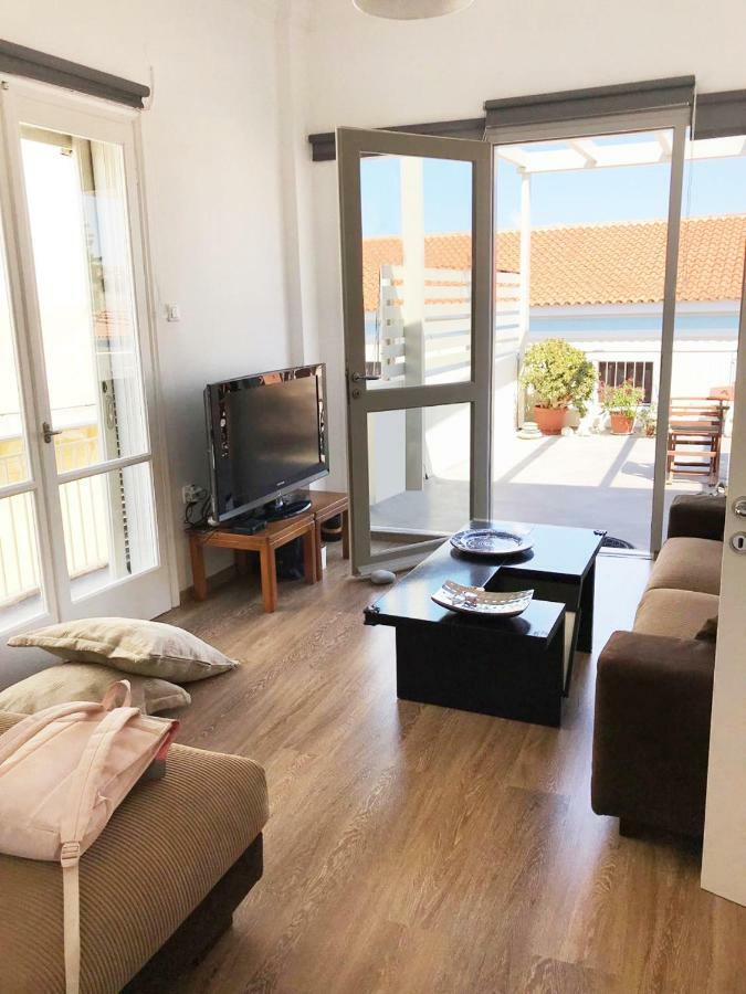The Roof - Flat Sea View In Aegina Townアパートメント エクステリア 写真