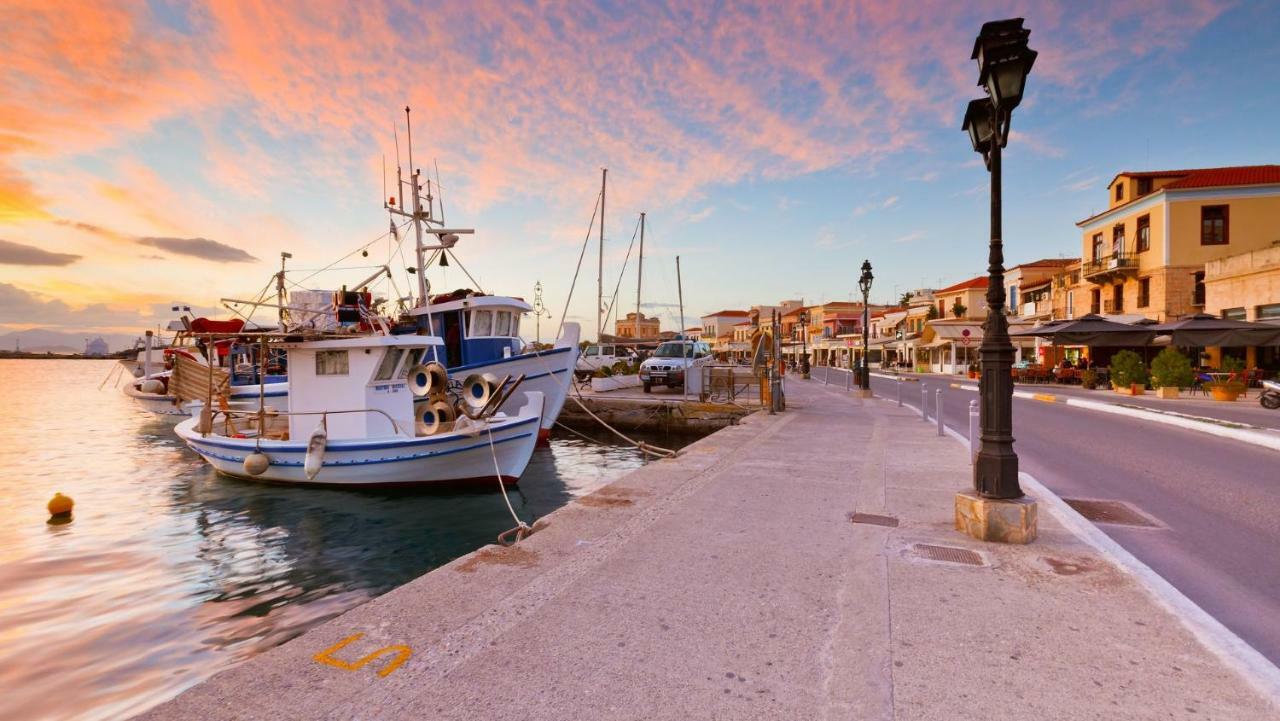 The Roof - Flat Sea View In Aegina Townアパートメント エクステリア 写真