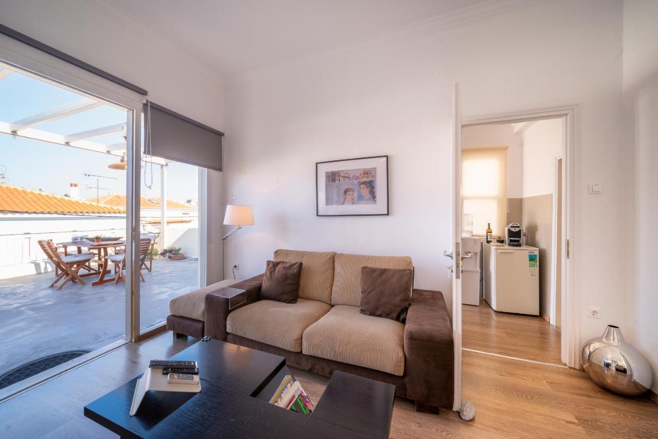 The Roof - Flat Sea View In Aegina Townアパートメント エクステリア 写真